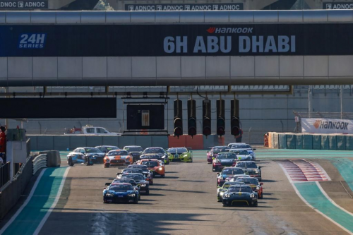 韩泰轮胎赞助的24小时耐力系列赛新赛季在阿布扎比拉开帷幕