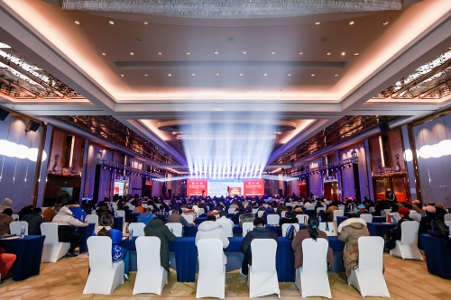 软子数字软件创始人黄宇辉受邀出席2023中国经济影响力人物年会