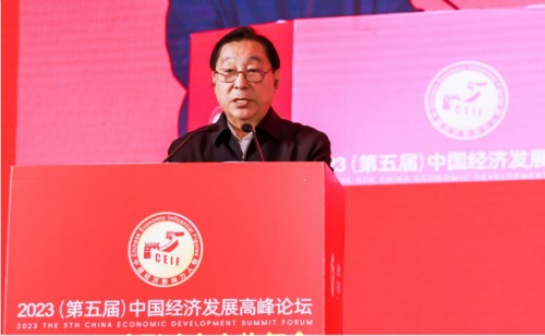 云南湄公河集团董事长俞锦方荣膺2023中国经济文旅产业年度人物荣誉