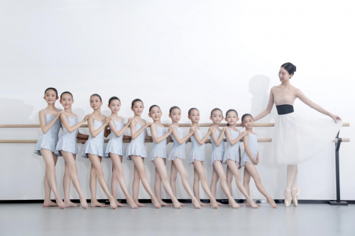 中芭艺蕾示范基地艺术团启动选拔 打造芭蕾新星全面提升体系