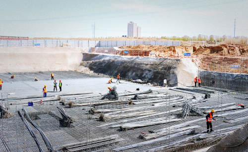 加速冲刺 鄂尔多斯市高新区工业废水综合利用项目综合调蓄水池顺利封顶
