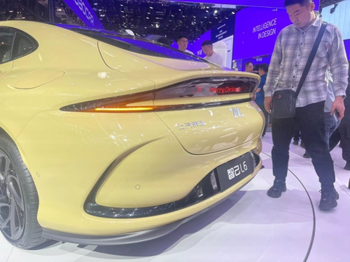 北京车展智己L6发布，IMOS 3.0定义智能驾驶新标准第2张