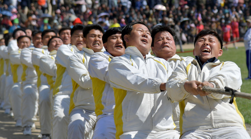 朝鲜劳动者欢度五一节