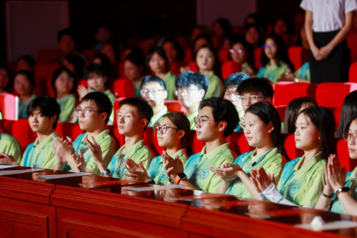 重庆市庆祝中华人民共和国成立75周年群众歌咏活动圆满落幕，歌声嘹亮共颂祖国辉煌