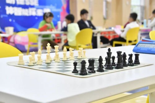 跨越国界的棋局｜青岛明德双语学校首届国际象棋中外邀请赛正式开幕