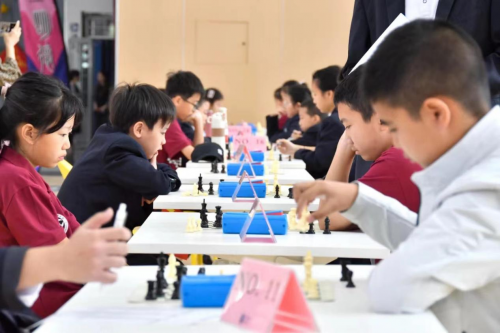 跨越国界的棋局｜青岛明德双语学校首届国际象棋中外邀请赛正式开幕