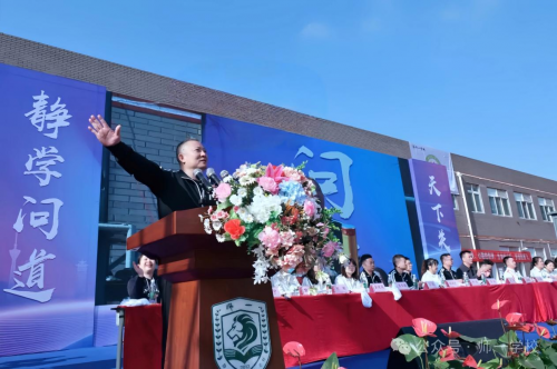 巴黎奥运精神闪耀蓉城：射击世界冠军吕健林助阵师一学校运动会