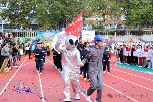 巴黎奥运精神闪耀蓉城：射击世界冠军吕健林助阵师一学校运动会