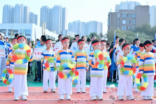 巴黎奥运精神闪耀蓉城：射击世界冠军吕健林助阵师一学校运动会