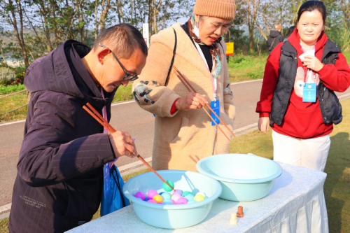运动无界·有爱同行 ——和盛镇第33次国际残疾人日全民健身活动