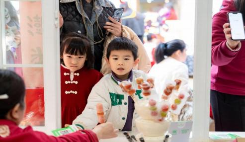 “新年”是需要老师和孩子一起 慢慢烹饪的“文化大餐 ”