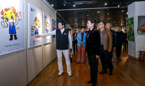 军旅书画家戴文军安溪个展：用油画奏响历史、现实与文化的乐章