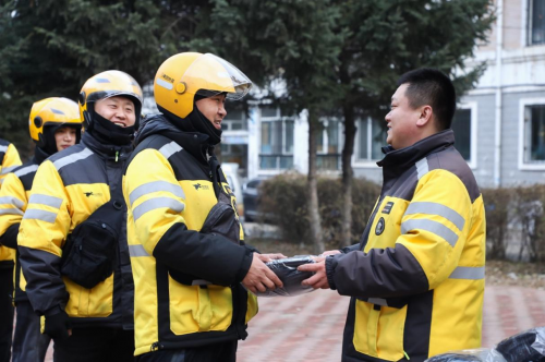 美团全国启动冬季配送关怀活动，全面完善骑手保障体系