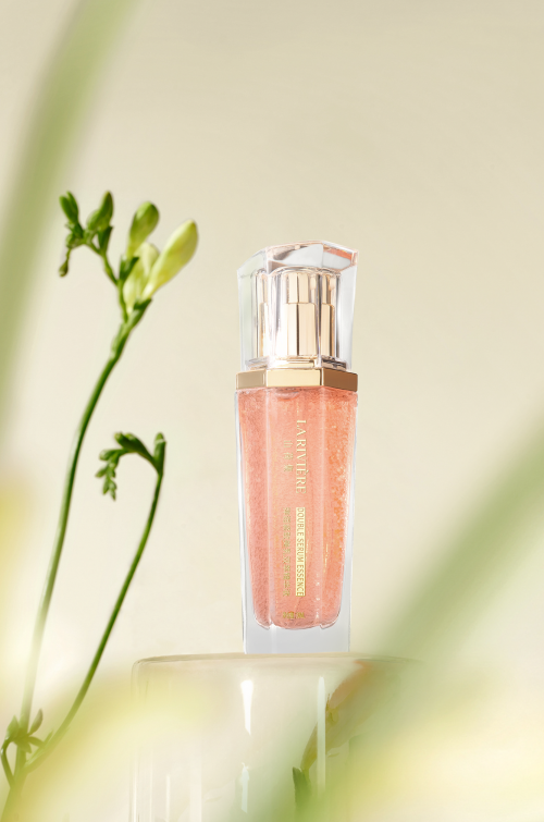 山荷集：以荣誉为证，助力女性健康发展