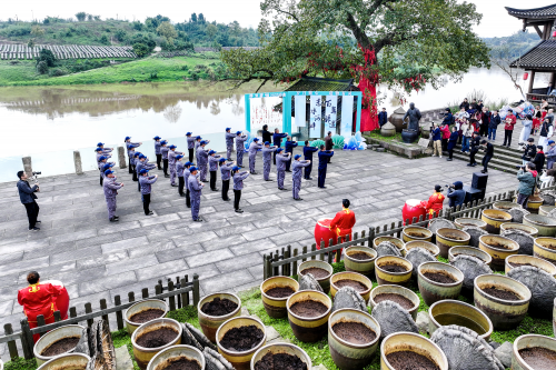 时光淬炼匠心，非遗酿造焕新——先市酱油2025春曲盛典华丽启幕(图2)