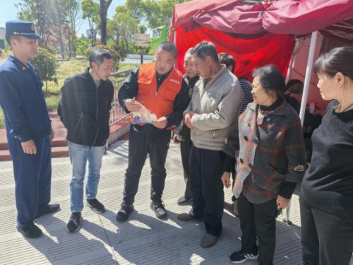 褪不去的国防绿 看得见的守护蓝 泰州明珠街道退役军人转型"消防卫士"续写为民本色
