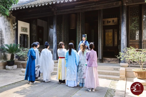 东山陆巷古村《王鏊谜藏·遗卷风云》剧本杀首秀告捷,邀您开启百年谜局 东山陆巷古村《王鏊谜藏·遗卷风云》剧本杀首秀告捷,邀您开启百年谜局