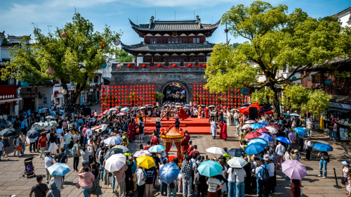 爱金华 逛古城|千年宋韵焕新颜 婺州古城上演沉浸式文化盛宴