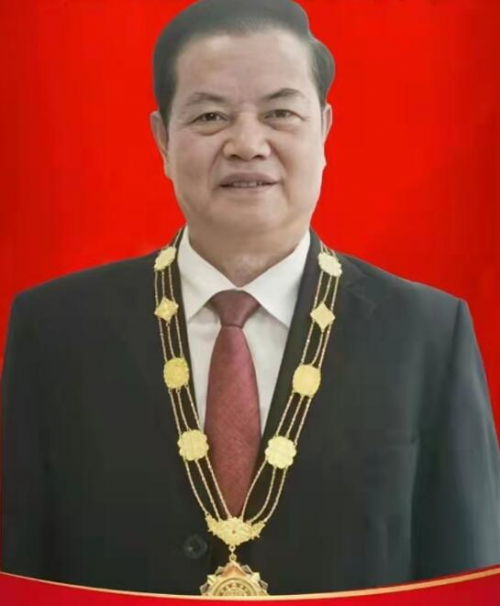 国医岐黄术圣手医八方国医大师——王明前