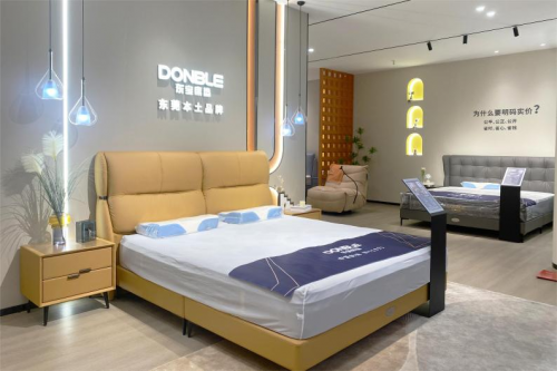 中老年怎么选床垫？一夜好眠从东宝床垫开始
