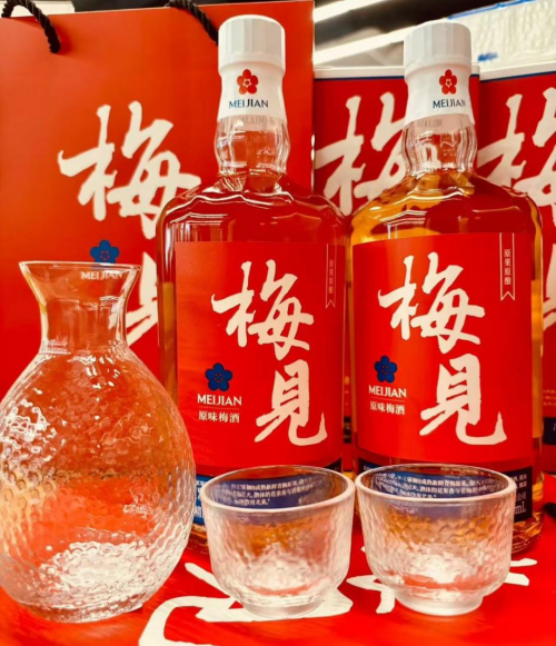 唐玄宗与杨玉环的青梅之约，一起喝好酒梅见青梅酒