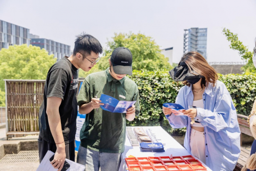 “衢州好礼·礼遇国美”主题快闪活动燃动美院｜ 文旅+名校激发青年创意新活力