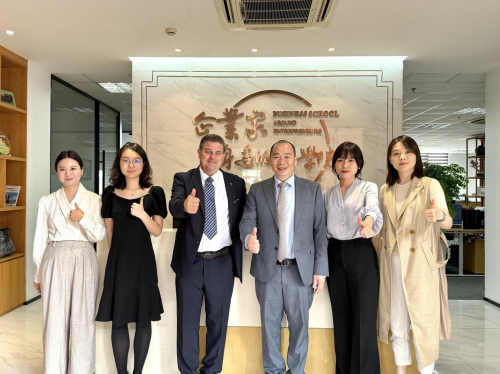 新华商学院携手荷兰 NLBA 商学院，共拓国际教育新局
