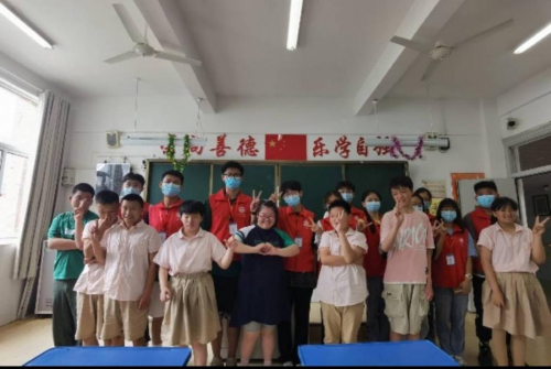 医心奉爱，志愿同行——奉献青春诠释医学使命