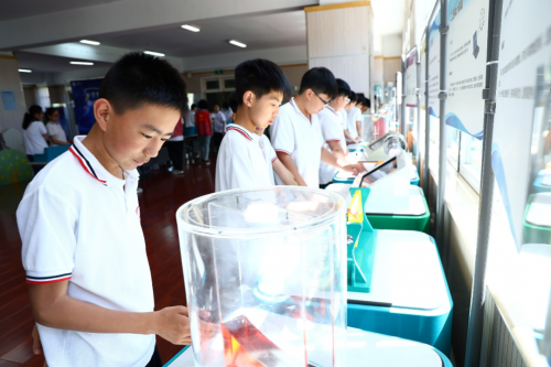 北京科学中心流动科技馆科普巡展——走进北京铁路职工子弟第十一小学