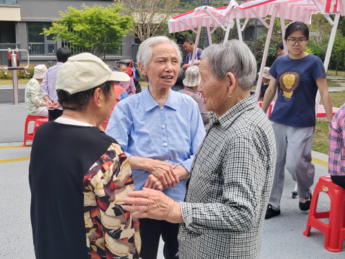 健康服务、代际互动、便民贴心的幸福实践！苏州横塘社区邻里互助·社区便民活动圆满举行