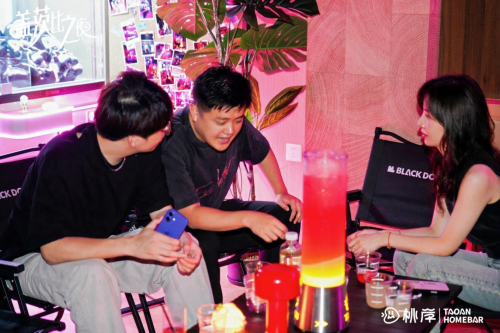 解锁杭州湖滨夜生活新地标——桃岸HomeBar西湖店正式营业！