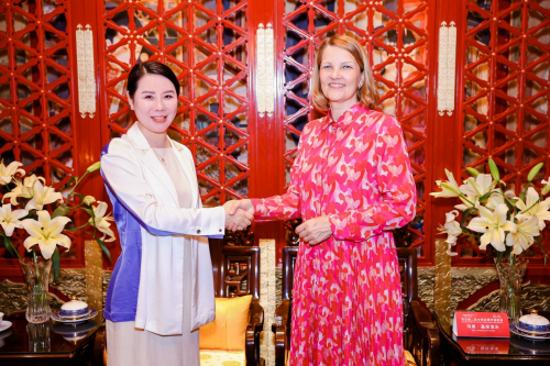 打破边界，绽放光芒：正金资本龚芝颖诠释新时代女性的力量