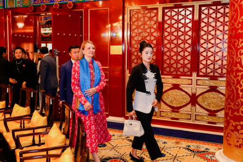 打破边界，绽放光芒：正金资本龚芝颖诠释新时代女性的力量