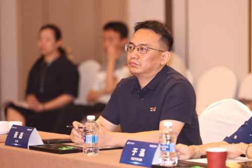 易鑫首席AI科学家张磊出席“金融数智提升研讨会”，谈汽金AI风控应用