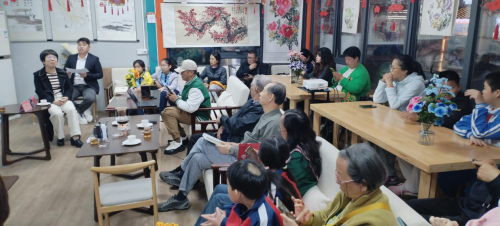 澄迈县老城东坡书屋里的幸福花开了