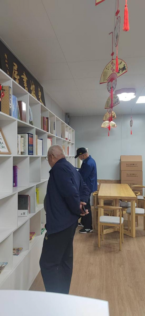 澄迈县老城东坡书屋里的幸福花开了