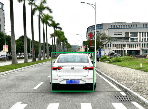 破解视野盲区难题！为汽车装上“透视眼”