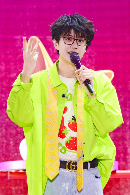 许嵩2025「呼吸之野」巡演成都站圆满开唱 数万人共赏天府之月第8张