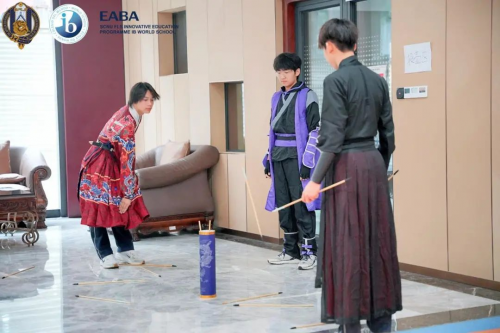 PoeticRendezvousAI助阵、快闪惊喜，这个诗词游园会不一般|EABA中小学诗词大会