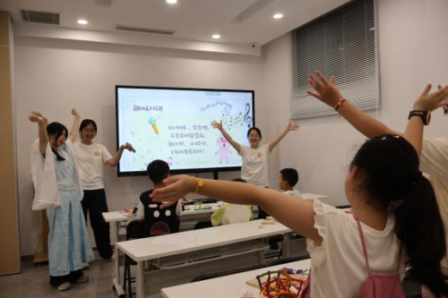 童心筑梦非遗路，实践传薪启新程——浙师大暑期实践队解锁文化传承新体验