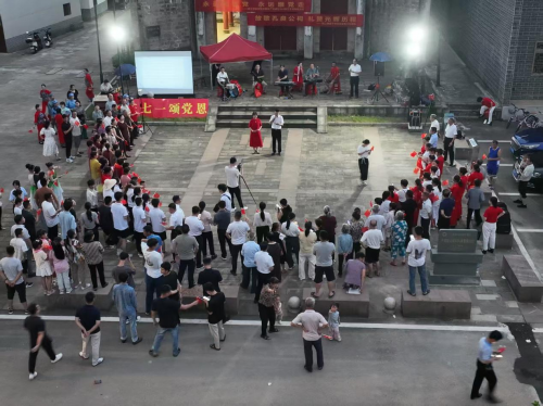 赣南师范大学：学思践悟砺初心 薪火相传担使命(图6)