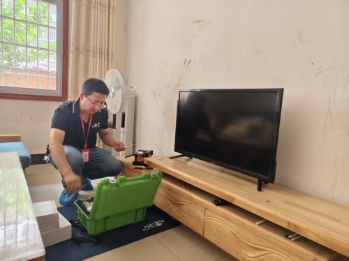 用专业和温情守护万家网络——记咸宁联通咸安城区智家工程师陈钧