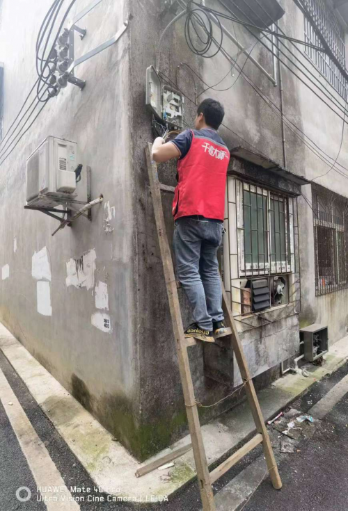 用工匠精神锻造服务品质——记咸宁联通赤壁城区智家工程师贺德华