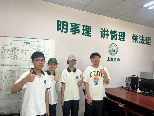 高中生发起“无障碍体验”公益行动：用青春力量普及无障碍设施，守护视障群体出行