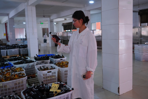 这个来自贵州的姑娘如何将酿酒做到新高度？