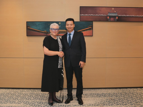 珍妮・希普利会晤Tuzoo：见证品牌科研、产品与绿色发展多重突破