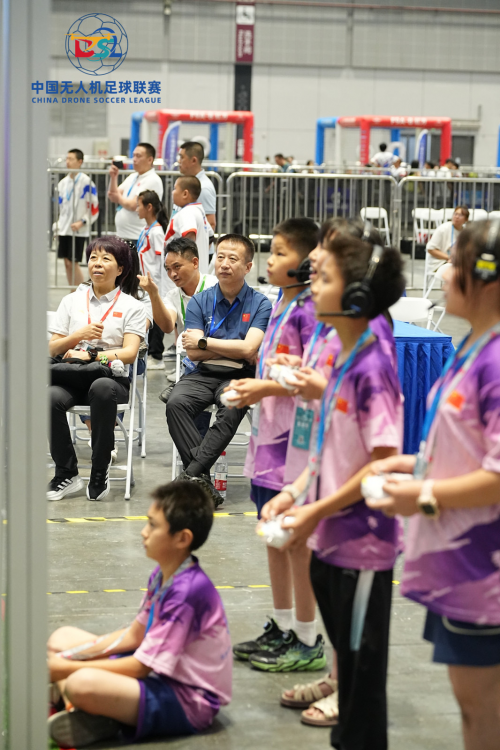 方寸航模间，放飞大国低空经济梦想 ——专访国家体育总局航管中心封清