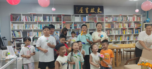 候鸟人才大手牵小手·赋能祖国花朵健康成长