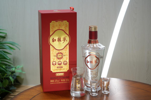 永乐古窖·红楼梦酒新品邂逅大众，于时光长河中绽放可期荣光
