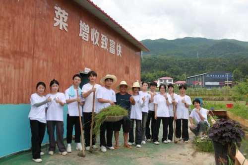 萍乡卫生职业学院“药”拾初心服务队赴芦溪县开展暑期“三下乡”活动(图7)